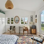 3 Bedroom Gorgeous In *