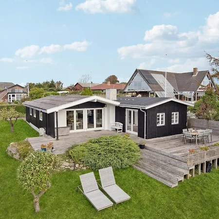 Vakantiehuis 3 Bedroom Gorgeous In Assens