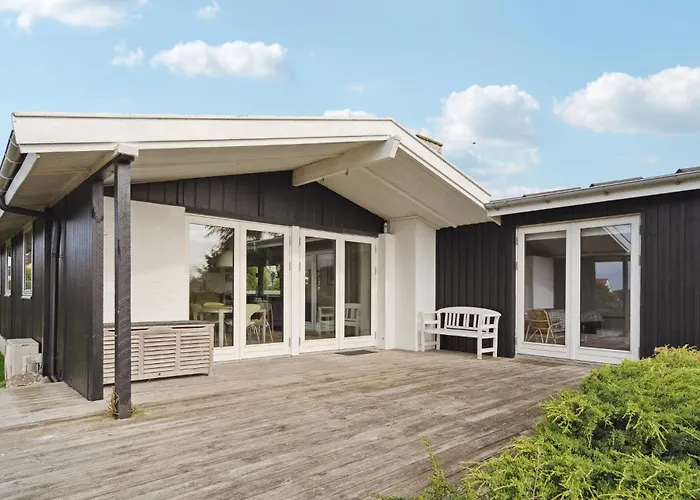 3 Bedroom Gorgeous In * Assens